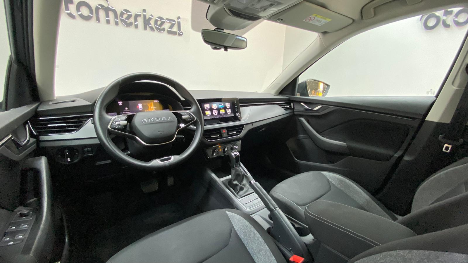 SKODA SCALA 18